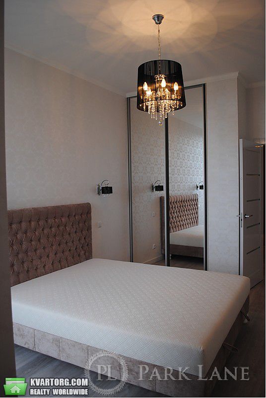 Sell 2-room apartment. Киев,  Щорса — photo 5