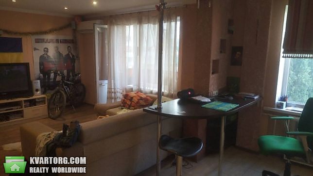 Sell 3-room apartment. Киев,  Симиренко — photo 3