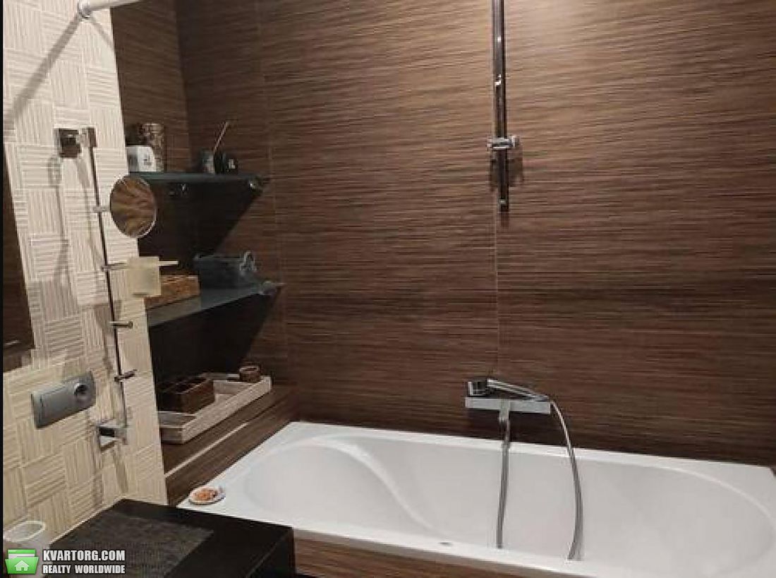 Rent out 3-room apartment. Киев,  Окипной — photo 2