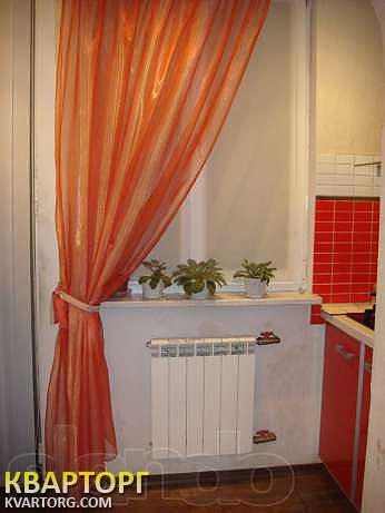 Sell 3-room apartment. Киев,  Ревуцкого — photo 2