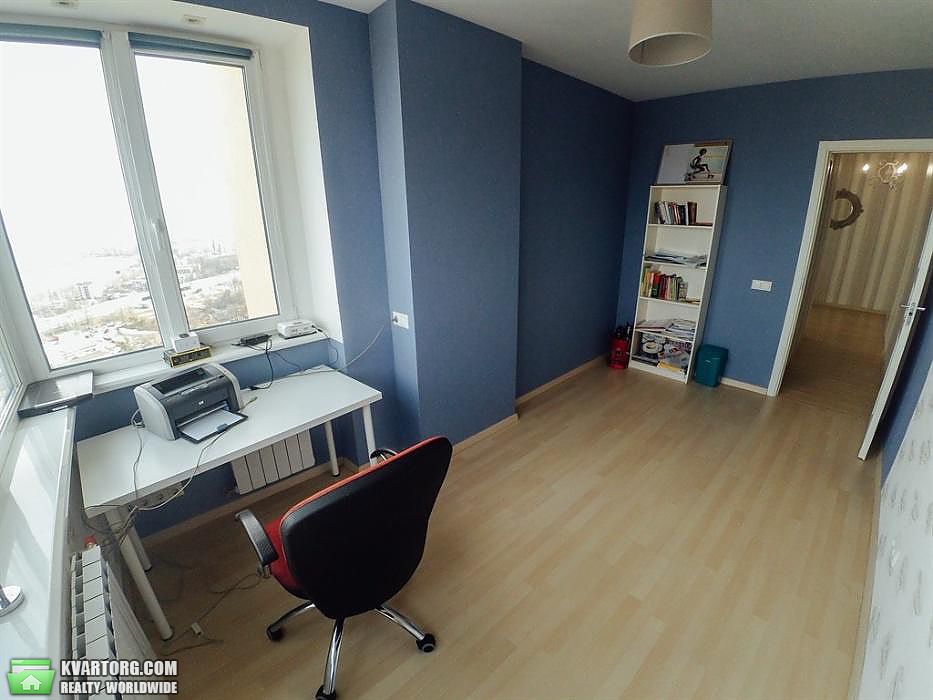 Rent out 3-room apartment. Киев, Левитана — photo 5
