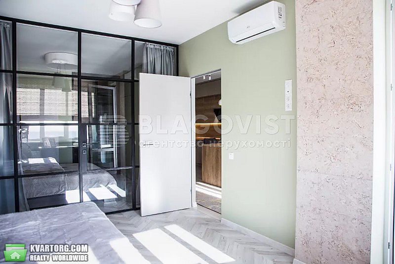 Sell 2-room apartment. Киев,  40-летия Октября просп — photo 4