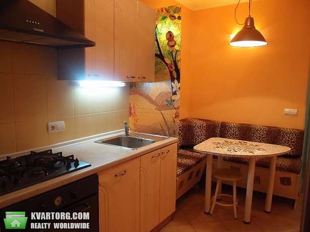 Rent out 3-room apartment. Киев, Феодосийской — photo 1