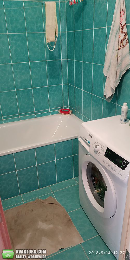 Rent out 2-room apartment. Киев,  Ревуцкого — photo 7