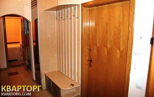 Rent out 2-room apartment. Киев,  Автозаводская — photo 3