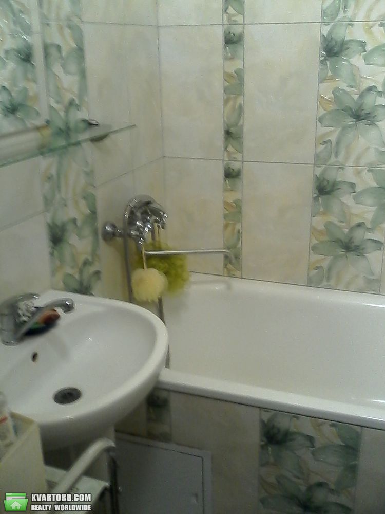 Rent out 2-room apartment. Киев, Волгоградская — photo 7