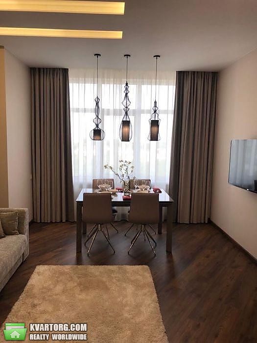 Rent out 3-room apartment. Киев, Драгомирова — photo 4