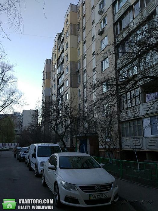 Sell 3-room apartment. Киев,  Тростянецкая — photo 1