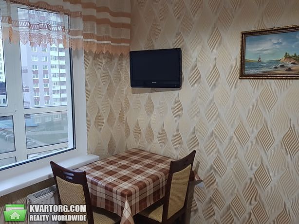 Rent out 1-room apartment. Киев,  Гмыри — photo 5