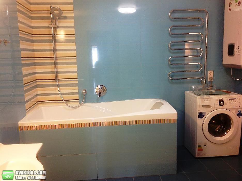 Rent out 3-room apartment. Киев, Деловая — photo 8