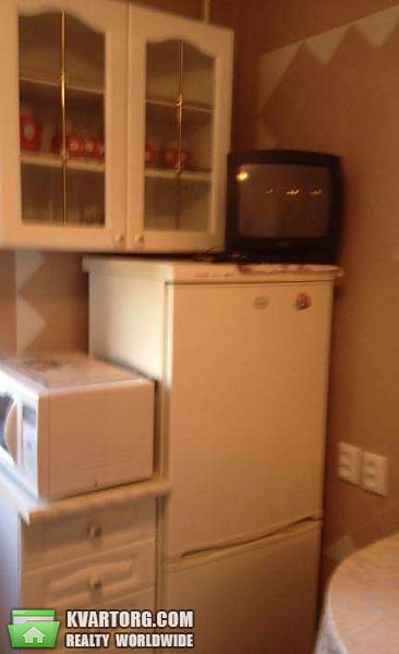 Rent out 1-room apartment. Киев, Копыловская — photo 6