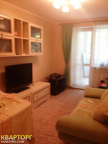 Sell 2-room apartment. Киев,  Машиностроительная — photo 1