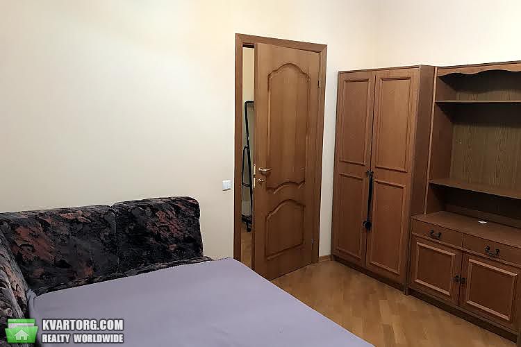 Rent out 2-room apartment. Киев, Чоронобільская — photo 1