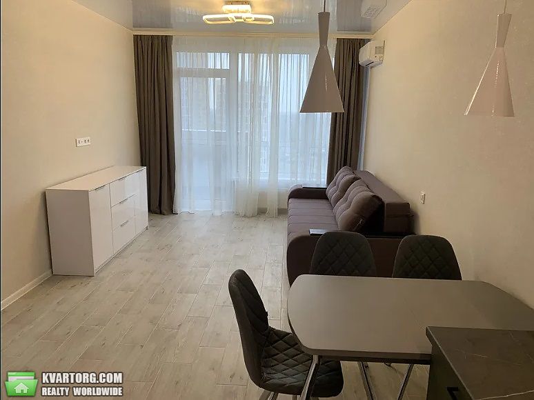 Rent out 2-room apartment. Киев,  Заречная — photo 2
