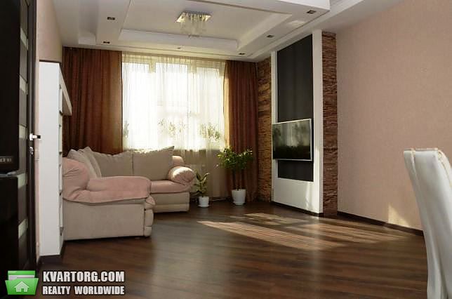 Sell 3-room apartment. Киев,  Эрнста — photo 1