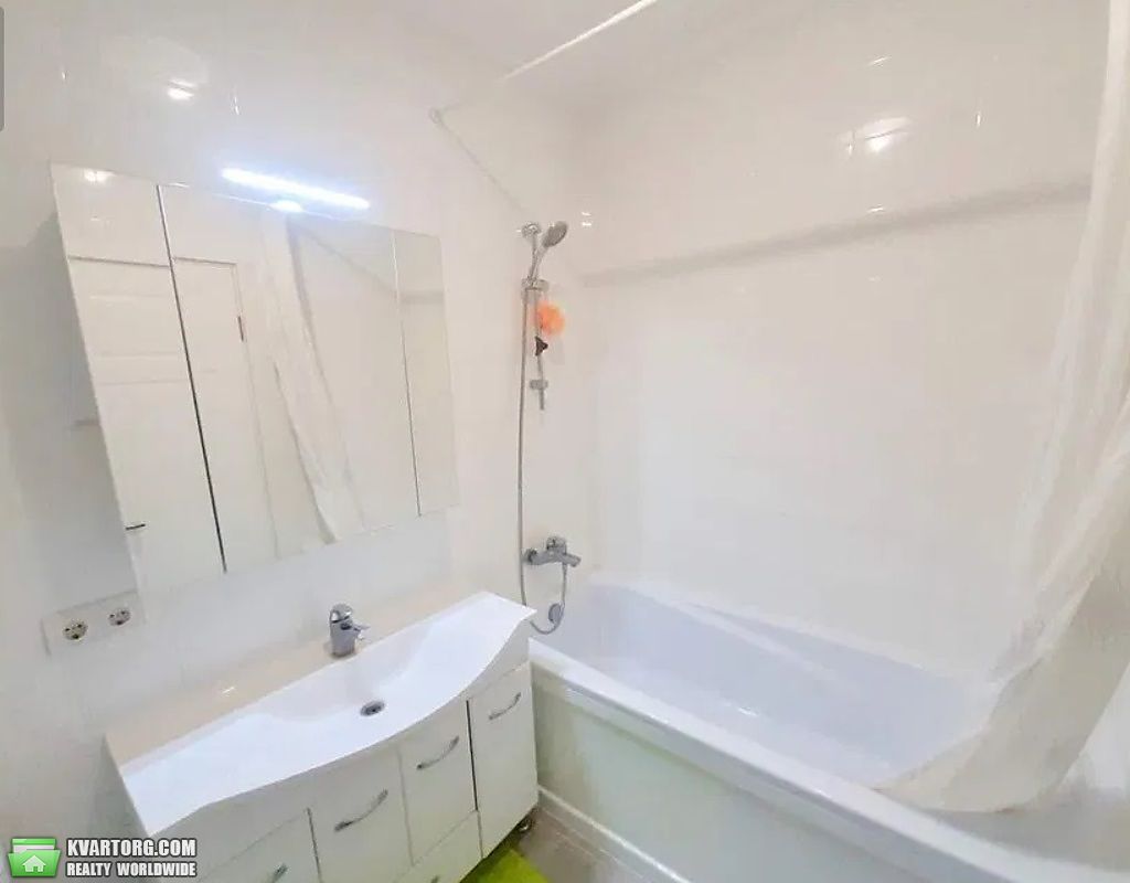 Sell 1-room apartment. Киев,  Ломоносова — photo 2