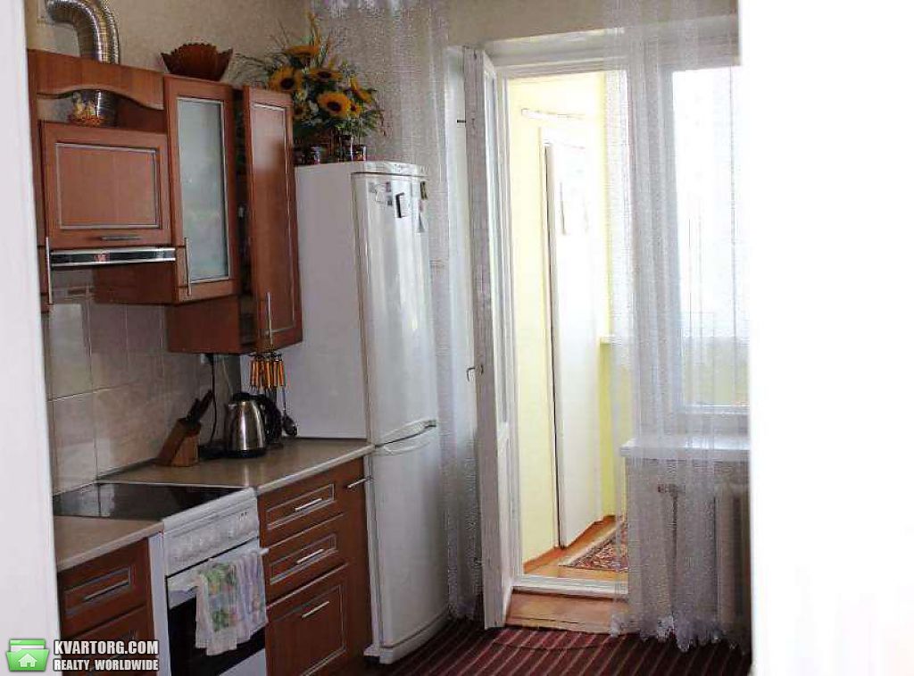 Sell 3-room apartment. Киев,  Алма-Атинская — photo 3