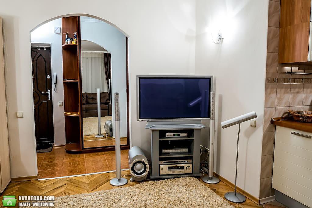 Rent out 2-room apartment. Киев,  Заречная — photo 3