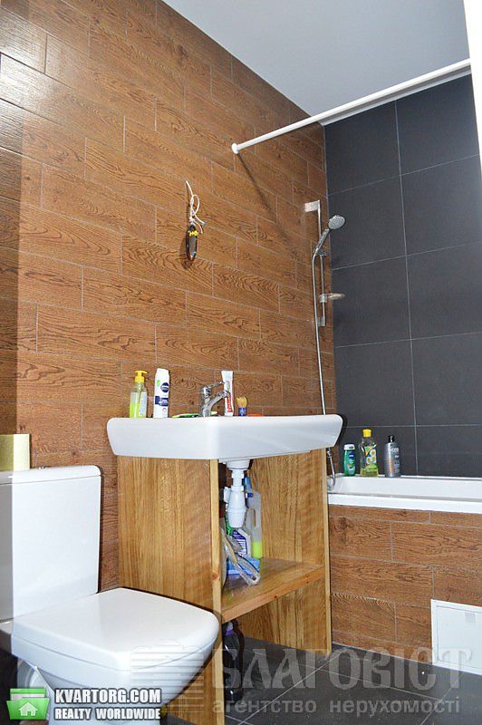 Sell 3-room apartment. Киев,  Метрологическая — photo 6
