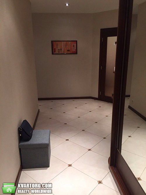 Rent out 3-room apartment. Киев,  Луначарского — photo 8