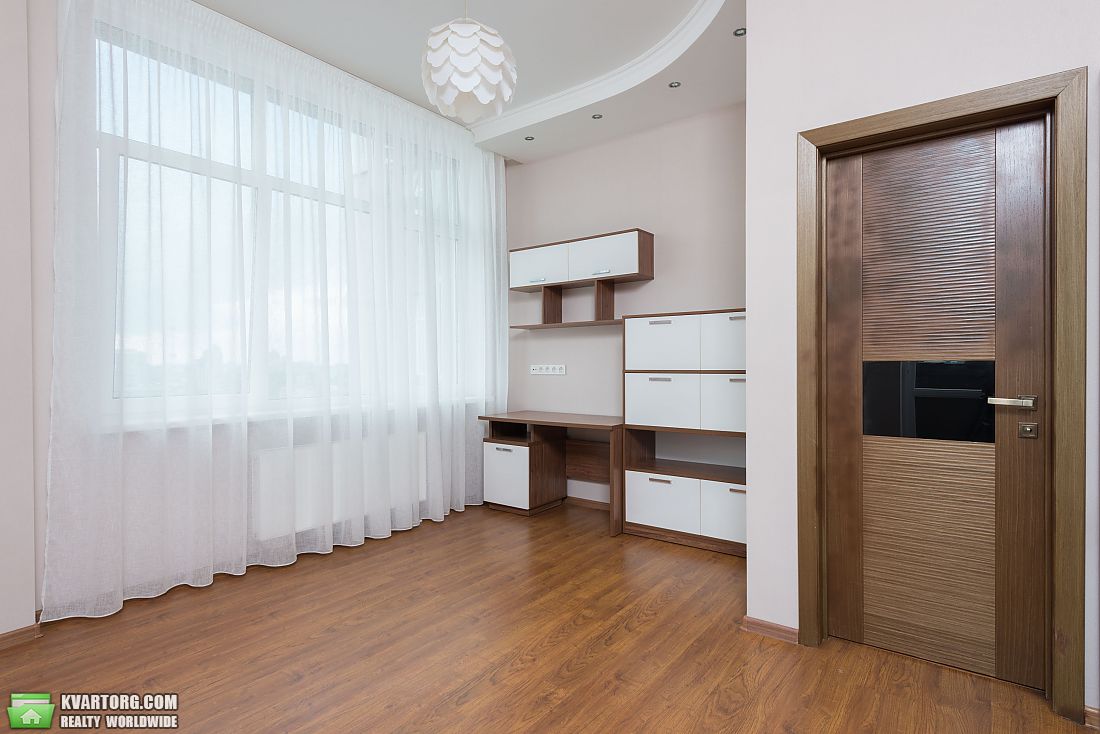 Sell 3-room apartment. Киев,  Глубочицкая — photo 3
