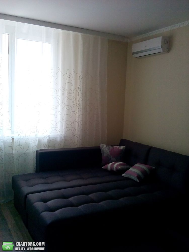 Rent out 1-room apartment. Киев,  Ломоносова — photo 5