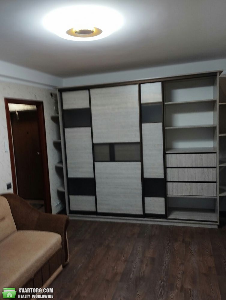Rent out 1-room apartment. Киев, Братиславська — photo 1