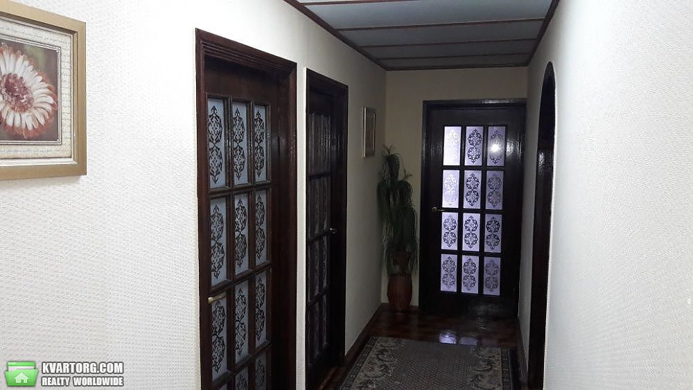 Sell 4-room apartment. Киев,  Бойченко — photo 1