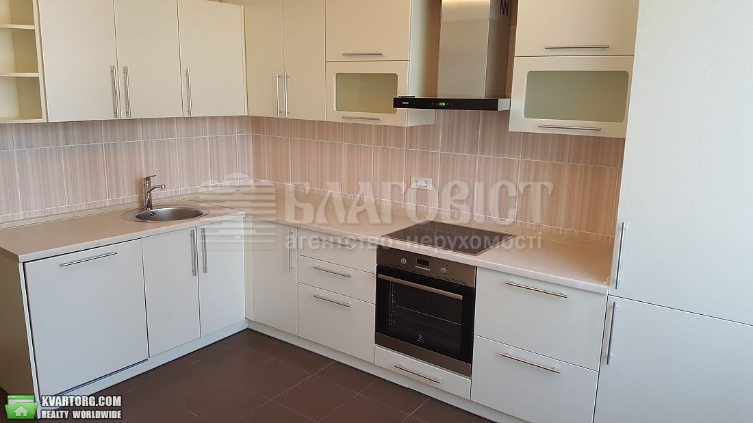Sell 3-room apartment. Киев,  Ломоносова — photo 2