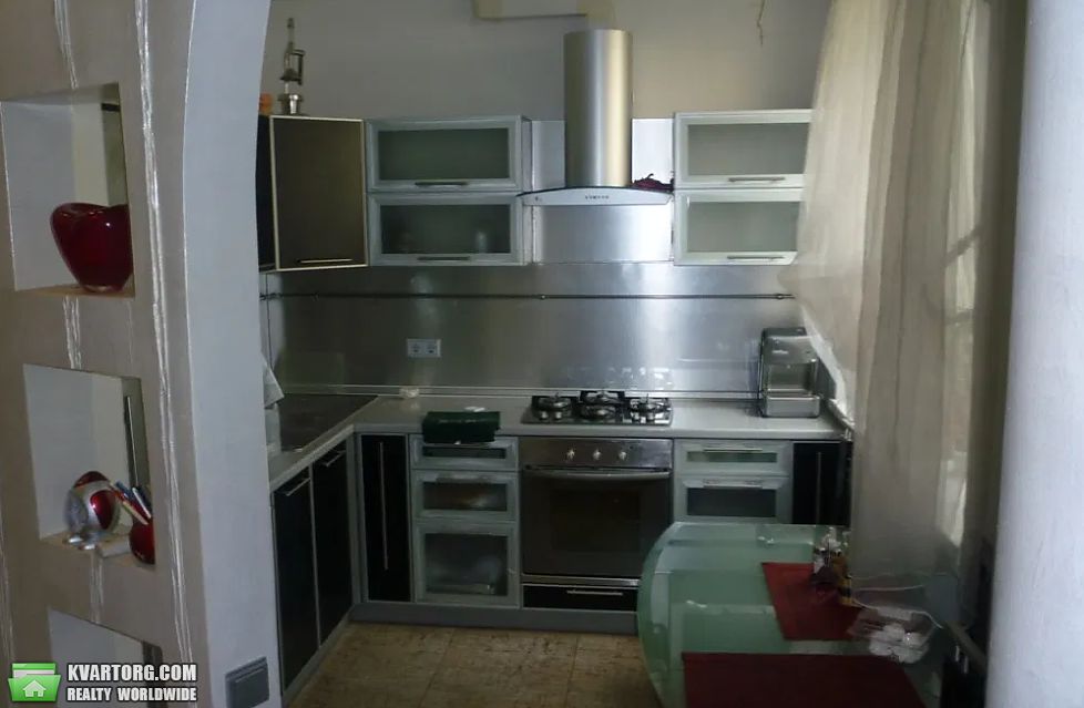 Rent out 3-room apartment. Киев,  Мечникова — photo 2