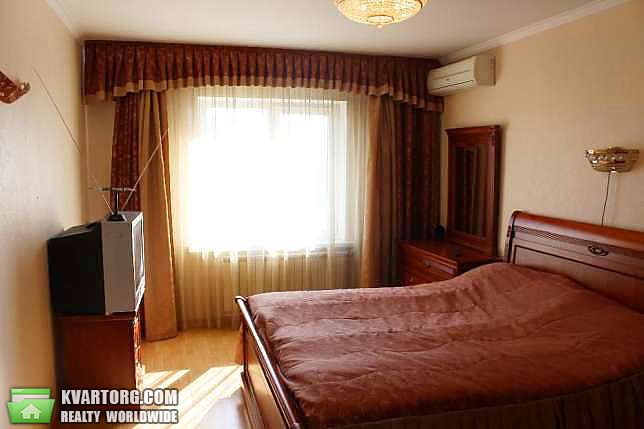 Sell 2-room apartment. Киев,  Эрнста — photo 1