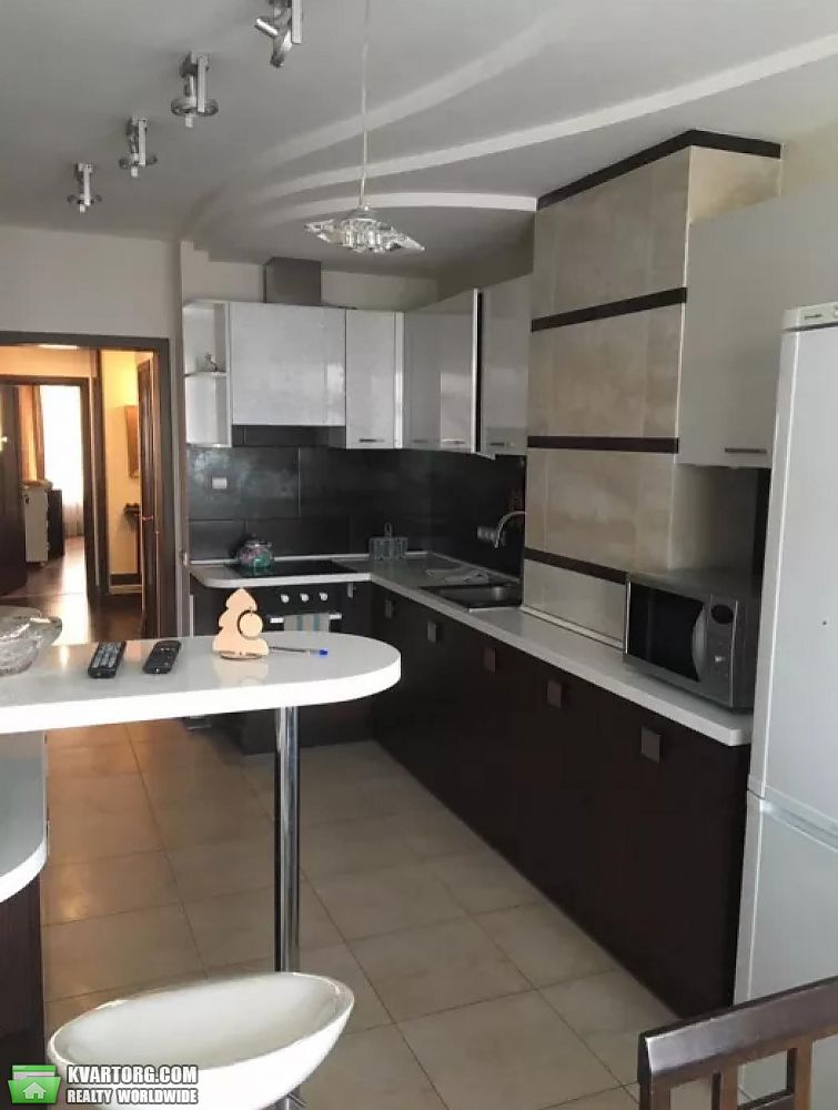Rent out 3-room apartment. Киев,  Мишуги — photo 5