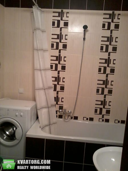 Rent out 2-room apartment. Киев, Воскресенская — photo 4