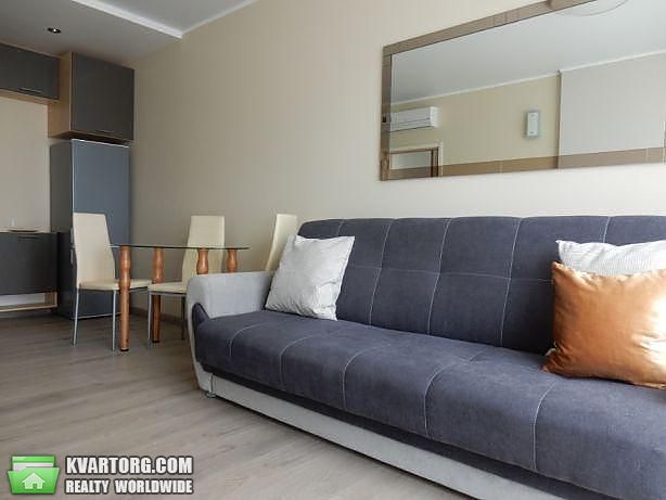 Rent out 3-room apartment. Киев, Кахи Бендукидзе — photo 2