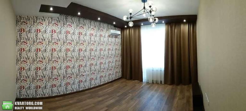 Rent out 4-room apartment. Киев,  Полтавская — photo 4