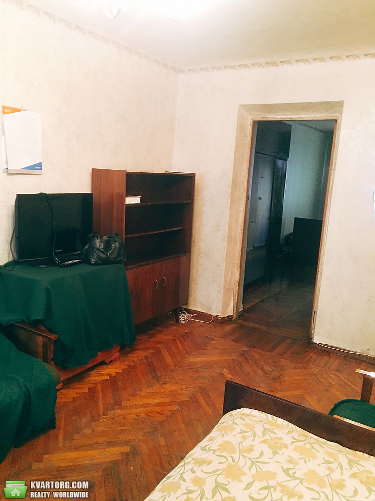 Sell 2-room apartment. Киев,  Бурмистенко — photo 1