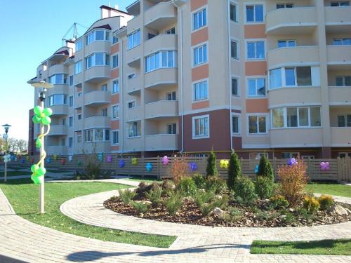 продам 2-комнатную квартиру. Киев,  улица Богдана Хмельницкого - фото 2