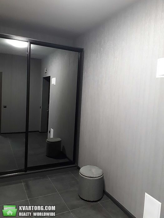 Rent out 1-room apartment. Киев, Бархатная — photo 7