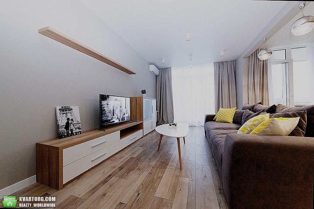 Rent out 2-room apartment. Киев, Крамского — photo 1
