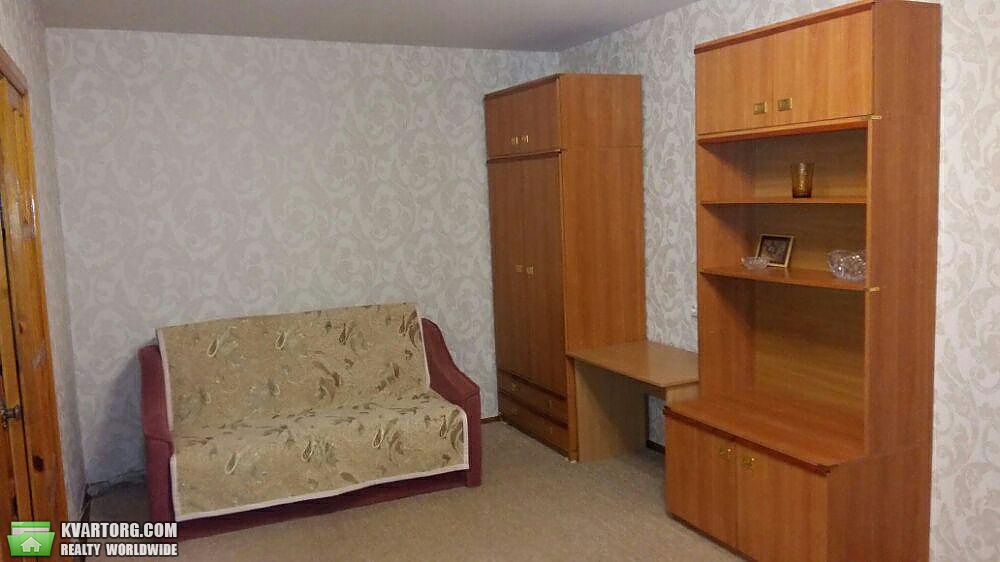 Rent out 2-room apartment. Киев,  Чумака — photo 8