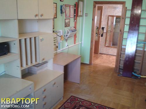 Rent out 2-room apartment. Киев, Полярная — photo 9