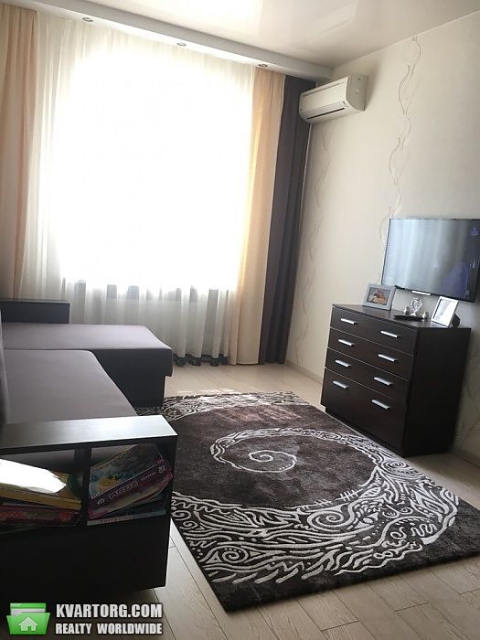 Rent out 1-room apartment. Киев,  Жмаченко — photo 2