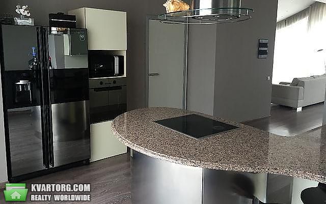Sell 3-room apartment. Киев,  Старонаводницкая — photo 8