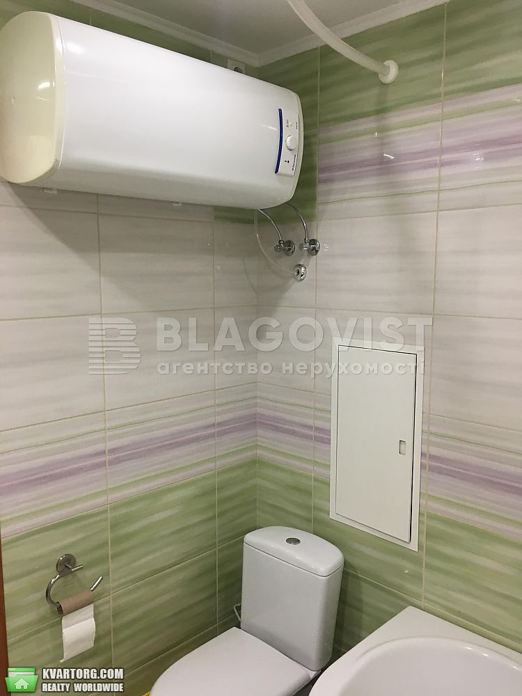 Rent out 2-room apartment. Киев, генерала Алмазова — photo 5
