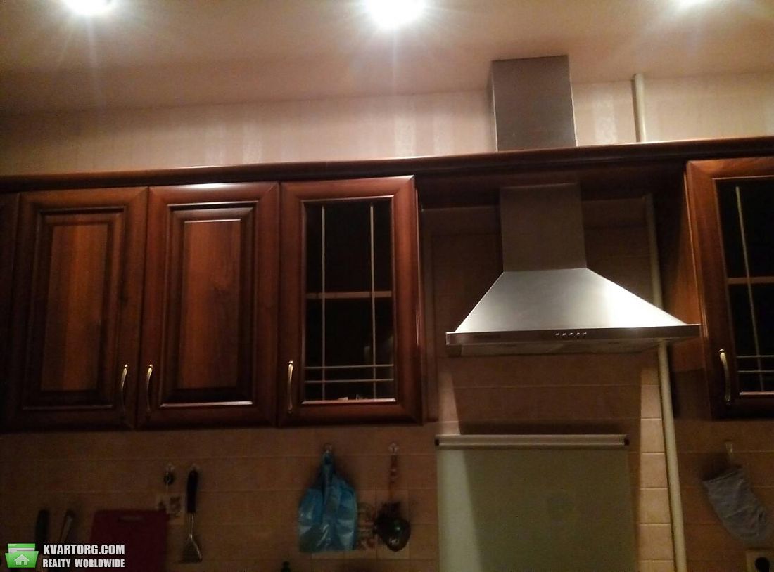 Rent out 2-room apartment. Киев, Раисы Окипной — photo 5