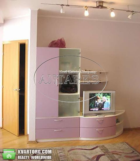 Rent out 3-room apartment. Киев, Героев Сталинграда пр — photo 4