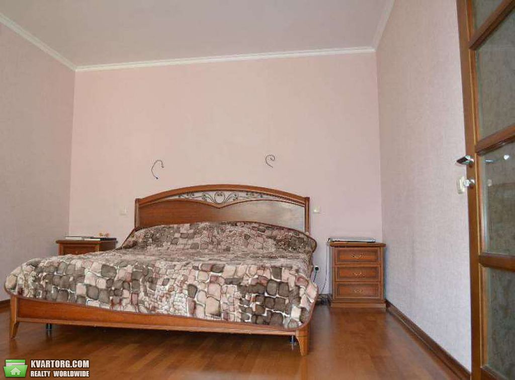 Sell 4-room apartment. Киев,  Ревуцкого — photo 4