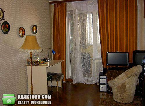 Sell 2-room apartment. Киев, Приречная — photo 1