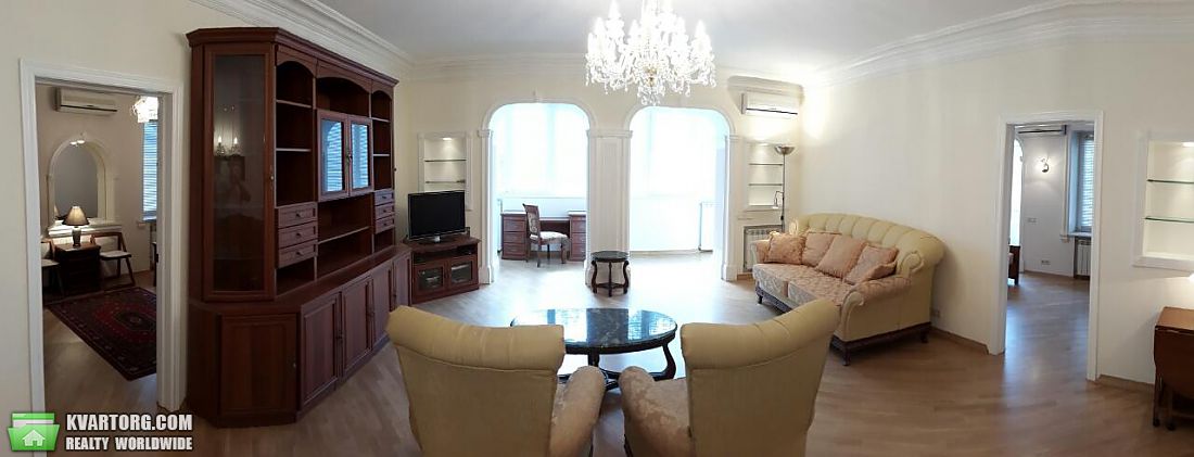 Rent out 3-room apartment. Киев,  Богдана Хмельницкого — photo 2