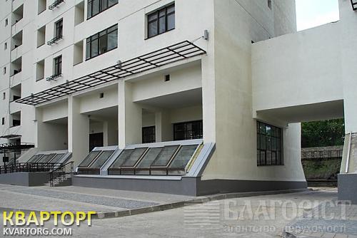 Sell 2-room apartment. Киев,  Щорса — photo 2